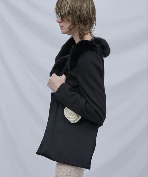 Carmelo（カーメロ）の「Rose velvet tote bag（トートバッグ・レディース・ブラック/ピンク・FREE）」の7枚目の写真