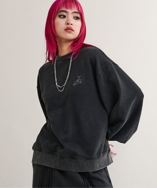 オーバーダイフラワー刺繍プルオーバー/SET UP対応(スウェット)|Ellno Loset(エルノロゼット) オーバーダイフラワー刺繍プルオーバー/SET UP対応(スウェット)|Ellno Loset(エルノロゼット)