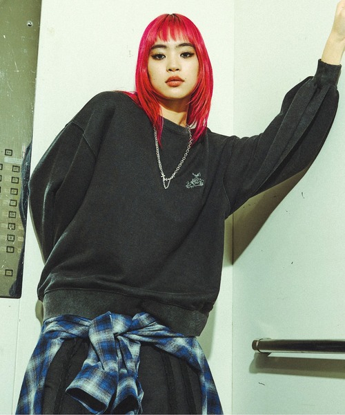 オーバーダイフラワー刺繍プルオーバー/SET UP対応(スウェット)|Ellno Loset(エルノロゼット) オーバーダイフラワー刺繍プルオーバー/SET UP対応(スウェット)|Ellno Loset(エルノロゼット)