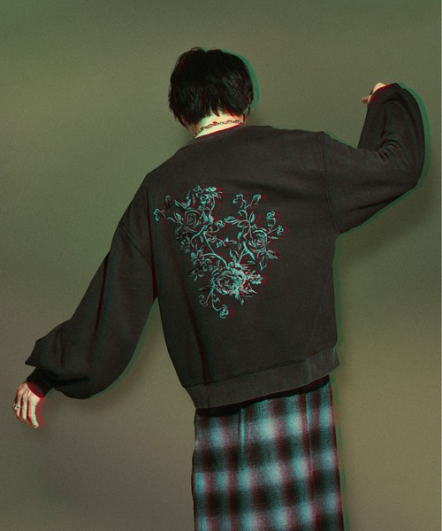 オーバーダイフラワー刺繍プルオーバー/SET UP対応(スウェット)|Ellno Loset(エルノロゼット) オーバーダイフラワー刺繍プルオーバー/SET UP対応(スウェット)|Ellno Loset(エルノロゼット)