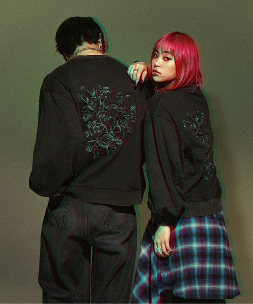 オーバーダイフラワー刺繍プルオーバー/SET UP対応(スウェット)|Ellno Loset(エルノロゼット) オーバーダイフラワー刺繍プルオーバー/SET UP対応(スウェット)|Ellno Loset(エルノロゼット)