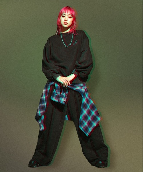 オーバーダイフラワー刺繍プルオーバー/SET UP対応(スウェット)|Ellno Loset(エルノロゼット) オーバーダイフラワー刺繍プルオーバー/SET UP対応(スウェット)|Ellno Loset(エルノロゼット)