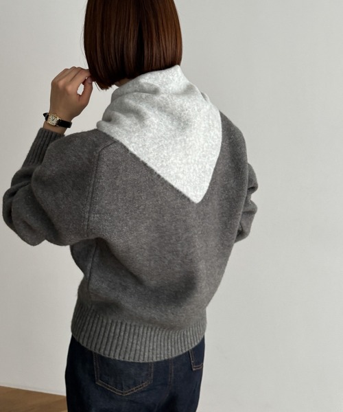 CANAL JEAN(キャナルジーン)の「diggity トライアングルニットスカーフ(マフラー・レディース・ブラック/グレー/ベージュ/ブラウン・ONE SIZE)」の9枚目の写真