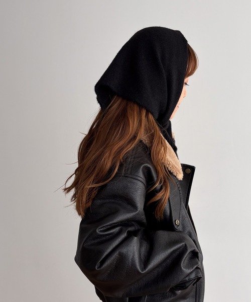 CANAL JEAN(キャナルジーン)の「diggity トライアングルニットスカーフ(マフラー・レディース・ブラック/グレー/ベージュ/ブラウン・ONE SIZE)」の17枚目の写真