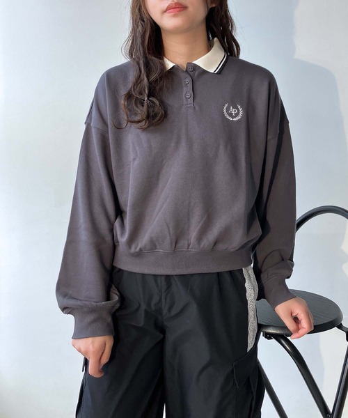 AS KNOW AS plus(アズノゥアズプラス)の「●衿ライン ワンポイントロゴ刺繍 ロングスリーブポロシャツ(ポロシャツ・レディース・グレー系/グリーン系/アイボリー系・FREE)」の22枚目の写真