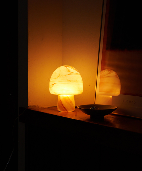 journal standard Furniture (ジャーナルスタンダードファニチャー)の「HAGU TABLE LAMP ハグ テーブルランプ(照明・レディース・キャメル・FREE)」の14枚目の写真