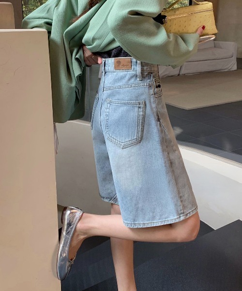 FINEnough（ファインナフ）の「バギーデニムハーフパンツ（デニムパンツ・レディース・ブラック/サックスブルー/ブルー・M/L）」の12枚目の写真