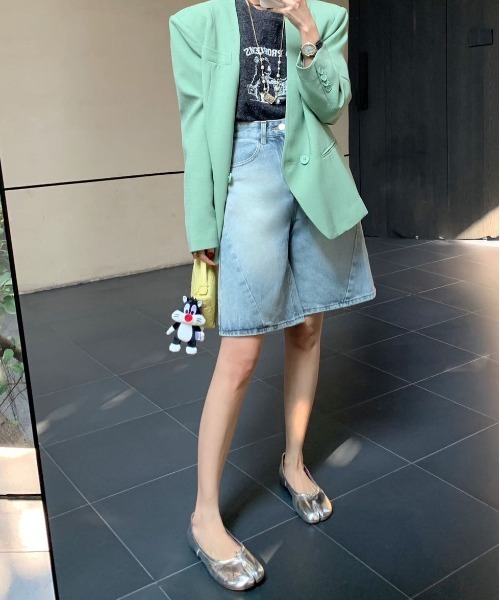 FINEnough（ファインナフ）の「バギーデニムハーフパンツ（デニムパンツ・レディース・ブラック/サックスブルー/ブルー・M/L）」の8枚目の写真