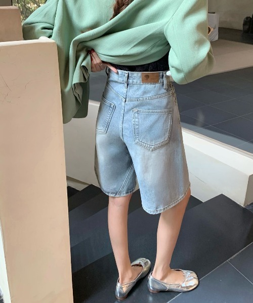 FINEnough（ファインナフ）の「バギーデニムハーフパンツ（デニムパンツ・レディース・ブラック/サックスブルー/ブルー・M/L）」の7枚目の写真
