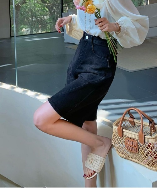 FINEnough（ファインナフ）の「バギーデニムハーフパンツ（デニムパンツ・レディース・ブラック/サックスブルー/ブルー・M/L）」の21枚目の写真