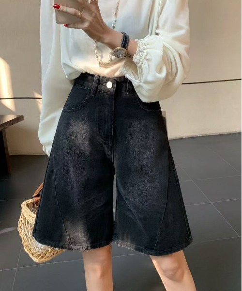 FINEnough（ファインナフ）の「バギーデニムハーフパンツ（デニムパンツ・レディース・ブラック/サックスブルー/ブルー・M/L）」の17枚目の写真
