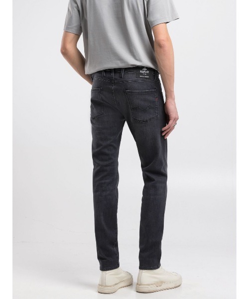 REPLAY(リプレイ)の「スリムフィットANBASSブラックパワーストレッチデニム(デニムパンツ・メンズ・ダークグレー・W28xL32/W29xL32/W30xL32/W31xL32/W32xL32/W33xL32/W34xL32/W36xL32)」の2枚目の写真