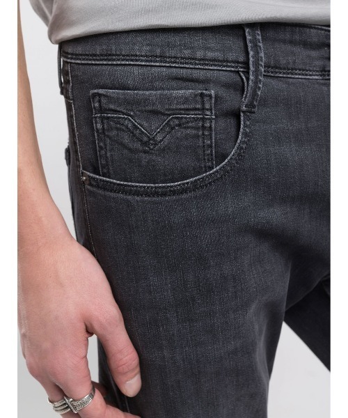REPLAY(リプレイ)の「スリムフィットANBASSブラックパワーストレッチデニム(デニムパンツ・メンズ・ダークグレー・W28xL32/W29xL32/W30xL32/W31xL32/W32xL32/W33xL32/W34xL32/W36xL32)」の5枚目の写真