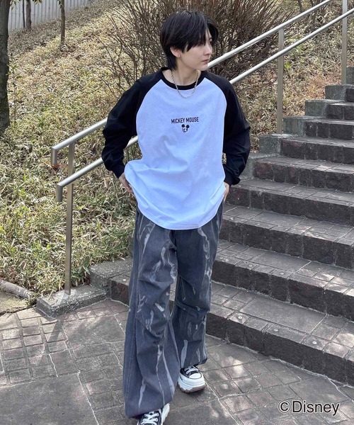 Disney（ディズニー）の「【新色追加】 Disney Mickey / ミッキー ヴィンテージライク レトログラフィック 古着風クラックプリント ビッグシルエット ラグランロンT カットソー メンズ レディース（Tシャツ/カットソー・メンズ・ホワイト系その他/ホワイト系1/ホワイト系/ホワイト/グレー系/チャコールグレー/グレー/グレー系その他/ホワイト系2/グレー系2/ホワイト系その他2/ホワイト系3/ホワイト系その他3/グレー系その他2・L/M）」の16枚目の写真