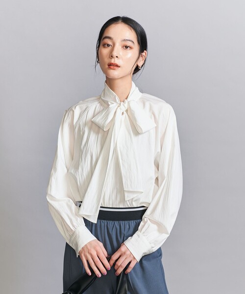 BEAUTY&YOUTH UNITED ARROWS（ビューティーアンドユースユナイテッドアローズ）の「【WEB限定 Wardrobe DAILY MINIMAL】リボンタイブラウス -2WAY/ウォッシャブル-（シャツ/ブラウス・レディース・ホワイト/ベージュ/ダークグレー・FREE）」の8枚目の写真