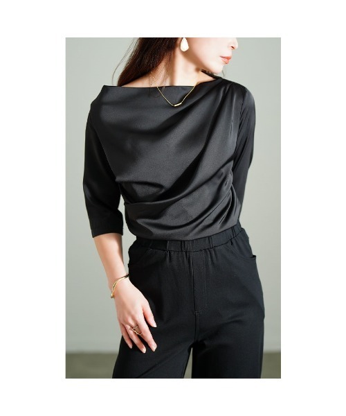 Sawa a la mode（サワアラモード）の「ドレープサテンカットソー（Tシャツ/カットソー・レディース・ブラック/ブラウン/ベージュ・FREE）」の21枚目の写真