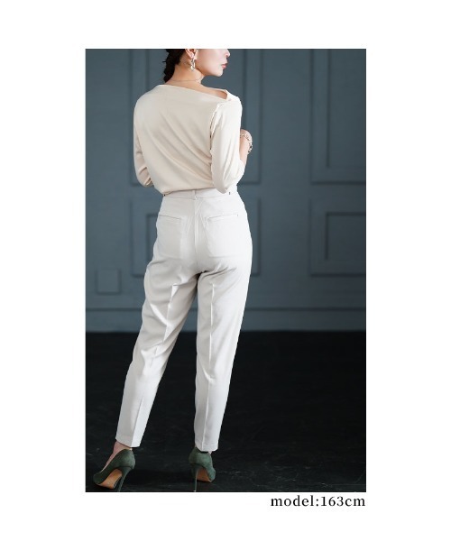 Sawa a la mode（サワアラモード）の「ドレープサテンカットソー（Tシャツ/カットソー・レディース・ブラック/ブラウン/ベージュ・FREE）」の11枚目の写真