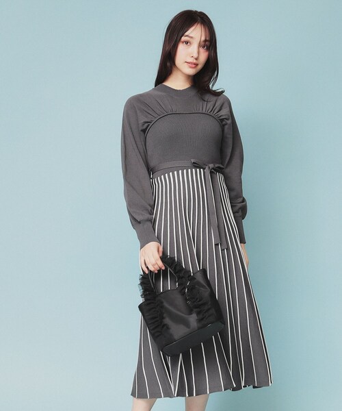 セール】ビスチェライクバイカラーニットワンピース【洗濯機洗い可