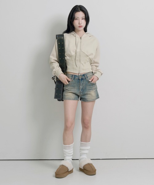 ヴィヴィアンウエストウッド ヒョウ柄 ショートパンツ　M デニム ヴィヴィアンウエストウッド 総柄刺繍 オーブデニムパンツ