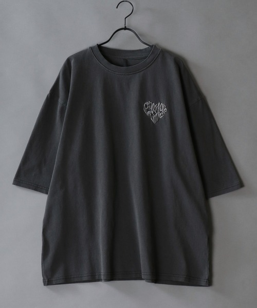 SITRY(シトリー)の「Pigment Graphic T-Shirt/ピグメント加工 ヴィンテージライク ロックプリント オーバーサイズ 半袖Tシャツ レディース メンズ(Tシャツ/カットソー・メンズ・ブラック系2/ブラック系4/ブラック系5/ブラック系6/ブラック系7/ブラック系8/ブラック系9/ブラック系1/ブラック系3/ブラック系・M/L/XL)」の13枚目の写真