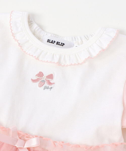 SLAP SLIP（スラップスリップ）の「【お揃い】【絵本コラボ-みつごようせいのおしゃれなドレスやさん-】フワフワチュールお花畑ワンピース(80~130cm)（ワンピース・キッズ・ピンク/ブルー・120cm/100cm/130cm/110cm/80ｃｍ/90cm）」の8枚目の写真