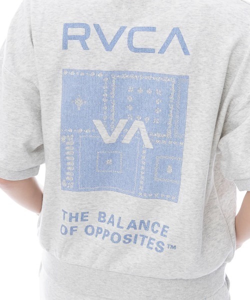 RVCA(ルーカ)の「RVCA レディース BANDANA VA BOX SWEAT SS トレーナー 【2025年春夏モデル】/ルーカセットアップ対応バックプリント半袖スウェットトレーナー(スウェット・レディース・グレー/ブラック/ホワイト・MEDIUM/SMALL)」の4枚目の写真