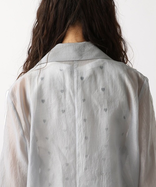 FOREVER 21(フォーエバー トゥエンティーワン)の「【2025SS】半袖シアーラインジャケット(テーラードジャケット・レディース・グレー/ブラック・FREE)」の3枚目の写真