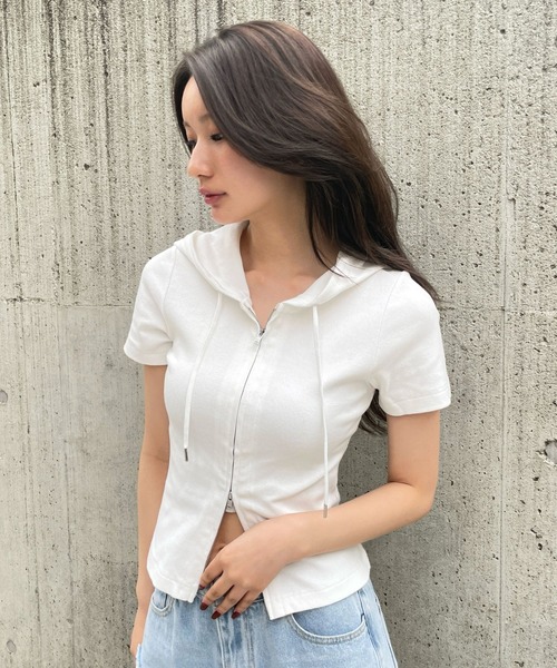 FOREVER 21（フォーエバー トゥエンティーワン）の「【2025SS】ダブルZIPフーディー（パーカー・レディース・ブラック/ナチュラル/ブルー・FREE）」の8枚目の写真