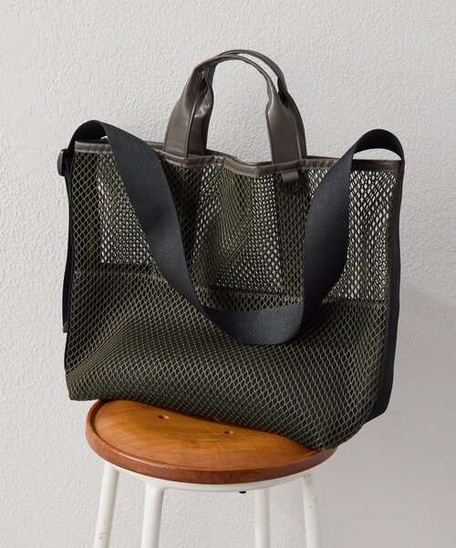 ear PAPILLONNER(イアパピヨネ)の「【ouchi/ほし企画】ダイヤメッシュ2WAYトートバッグLサイズ(トートバッグ・レディース・ブラック/グレー/カーキ・FREE)」の3枚目の写真