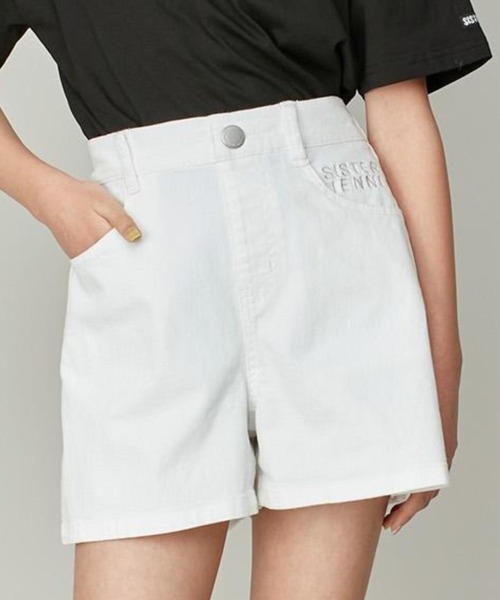 SISTER JENNI（SISTER JENNI）の「【ウエスト調整可】シンプルストレッチショートパンツ（デニムパンツ・キッズ・ブラック/サックスブルー/オフホワイト・130cm/140cm/150cm/160cm）」の2枚目の写真