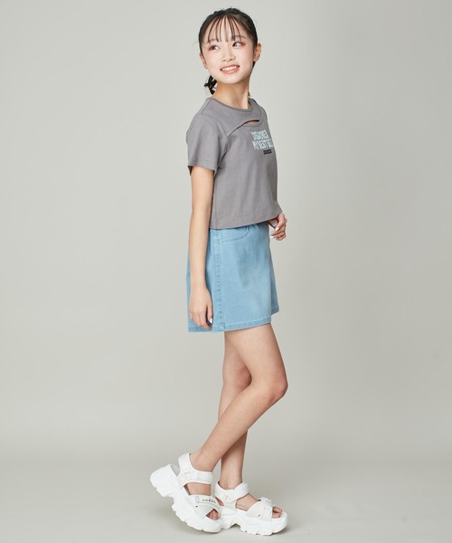 SISTER JENNI（SISTER JENNI）の「【ウエスト調整可】シンプルストレッチショートパンツ（デニムパンツ・キッズ・ブラック/サックスブルー/オフホワイト・130cm/140cm/150cm/160cm）」の16枚目の写真