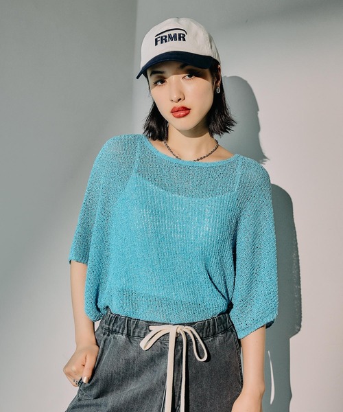 LEPSIM（レプシィム）の「5ゲージメッシュプルオーバーSS　290331（ニット/セーター・レディース・グレイッシュベージュ/ブルー/オレンジ/ブラック/パープル・FREE）」の4枚目の写真