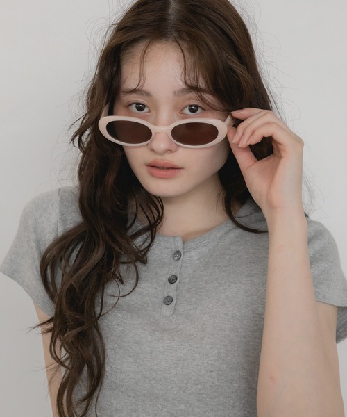 セール】オーバルレンズサングラス / 韓国 トレンド オーバル キャット