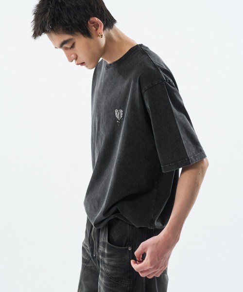 kutir（クティール）の「DRAWSTRING VINTAGELIKE ASSORTED TEE/ドローコードヴィンテージライクアソートTEE（Tシャツ/カットソー・メンズ・ホワイト系その他2/ブラック系その他3/ブラック系その他5/レッド系その他4/ホワイト系その他5/ブラック系その他2/ブラック/ブラウン/レッド/ホワイト系その他3/ブラック系その他4/ブラウン系その他3・MEDIUM/LARGE）」の13枚目の写真