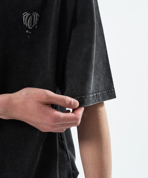 kutir（クティール）の「DRAWSTRING VINTAGELIKE ASSORTED TEE/ドローコードヴィンテージライクアソートTEE（Tシャツ/カットソー・メンズ・ホワイト系その他2/ブラック系その他3/ブラック系その他5/レッド系その他4/ホワイト系その他5/ブラック系その他2/ブラック/ブラウン/レッド/ホワイト系その他3/ブラック系その他4/ブラウン系その他3・MEDIUM/LARGE）」の20枚目の写真