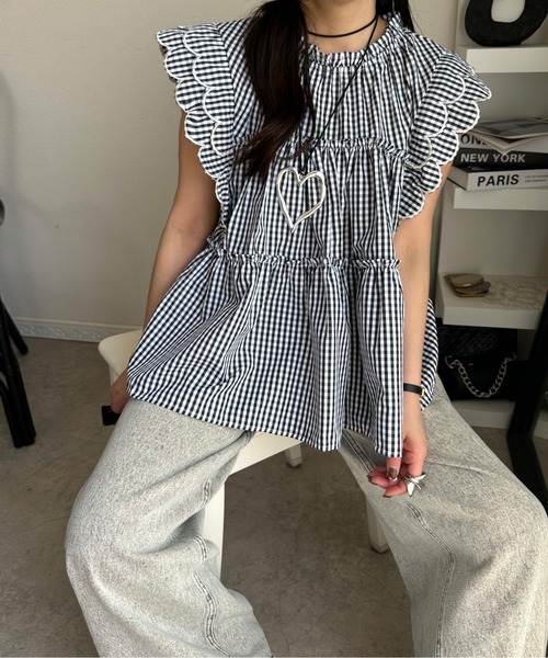 deux amour（ドゥーザムール）の「袖フリルブラウス（Tシャツ/カットソー・レディース・ブラック/ブラック×ホワイト/ホワイト/Navy/ライトブルー・FREE）」の13枚目の写真