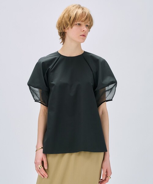 cloenc(クロエンス)の「【手洗い可】シアーパフスリーブブラウス(シャツ/ブラウス・レディース・ブラック/ホワイト/ライトオレンジ系・02)」の2枚目の写真