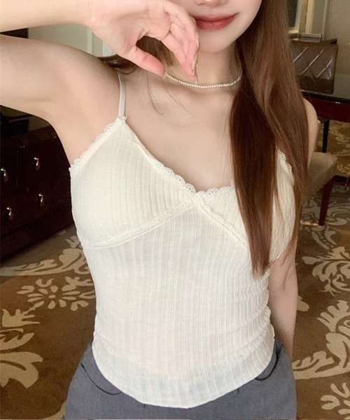 Lace Ladies(レースレディース)の「Vカット ハートネック カップ付き ソフト レース キャミソール(キャミソール・レディース・パープル/グリーン/ピンク/ホワイト/アイボリー/ブラック/ブルー・FREE)」の3枚目の写真
