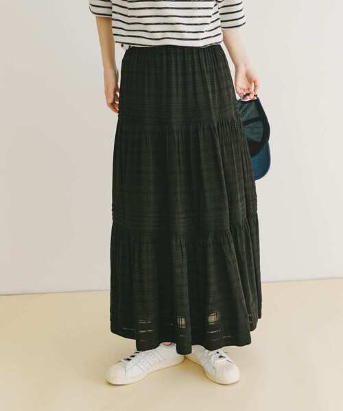 ITEMS URBANRESEARCH（アイテムズ アーバンリサーチ）の「コットンティアードスカート（スカート・レディース・ブラック/ホワイト・FREE）」の3枚目の写真