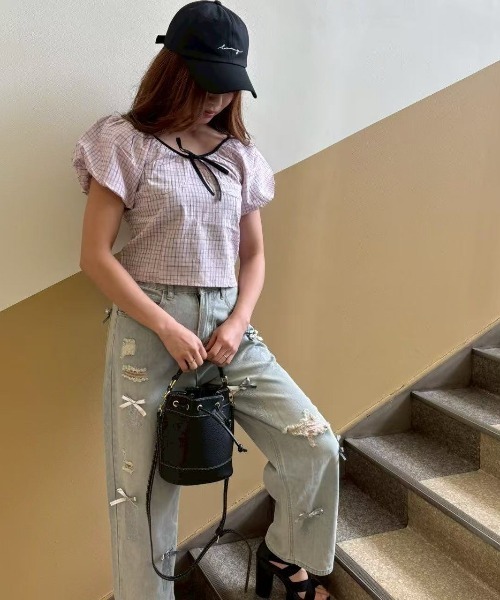 【blackpink着用】新品Reformation パフスリーブトップス　海外 blackpink着用】新品Reformation パフスリーブトップス 海外