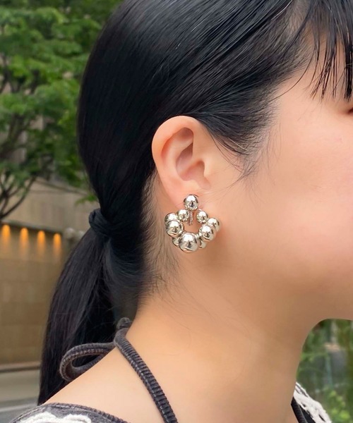 JewCas（ジュアキャス）の「JewCas【動画あり】バブルメタルエアフィットイヤリング [JC4875]（イヤリング・レディース・シルバー・FREE）」の6枚目の写真