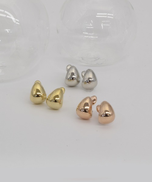 CALIN STANDARD(カリンスタンダード)の「◆金属アレルギー対応◆◆made in japan◆【痛くない】【落ちにくい】【ストレスフリーな着け心地】 オーバルドロップ ミニループフィットイヤリング(イヤリング・レディース・シルバー/ゴールド/ピンクゴールド・FREE)」の4枚目の写真