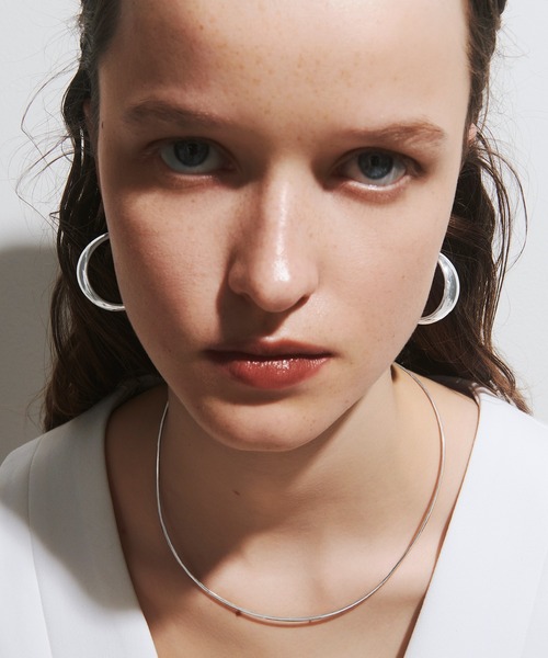 quip queint(クイップクエイント)の「【quip queint】chunky hoop pierce/チャンキー フープ ピアス QU204 ※(ピアス(両耳用)・レディース・シルバー・FREE)」の2枚目の写真