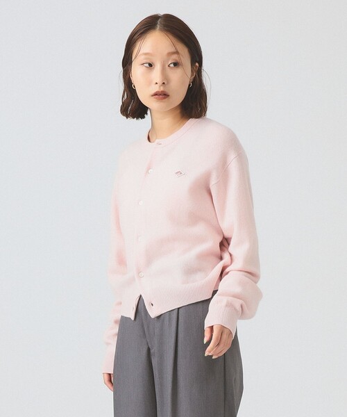 DANTON(ダントン)の「DANTON / LAMBS WOOL CREWNECK CARDIGAN(カーディガン/ボレロ・レディース・カーキ/オフホワイト/レッド/サックスブルー/ピンク・34)」の5枚目の写真
