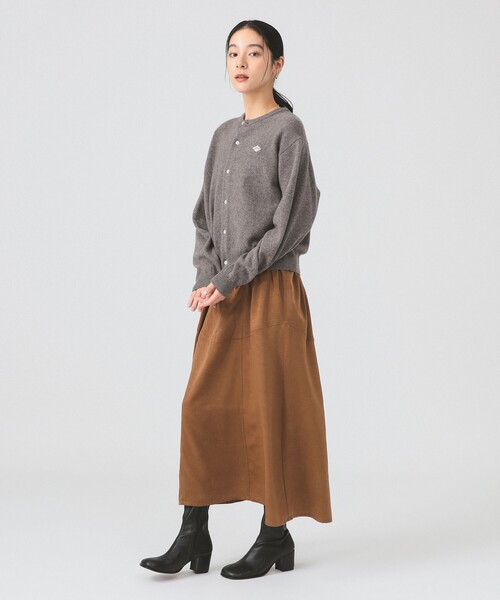 DANTON(ダントン)の「DANTON / LAMBS WOOL CREWNECK CARDIGAN(カーディガン/ボレロ・レディース・カーキ/オフホワイト/レッド/サックスブルー/ピンク・34)」の15枚目の写真