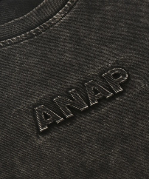 ANAP（アナップ）の「ANAP エンボスロゴＴシャツ（Tシャツ/カットソー・レディース・ブラック/ブルー/ピンク/ネイビー・FREE）」の16枚目の写真