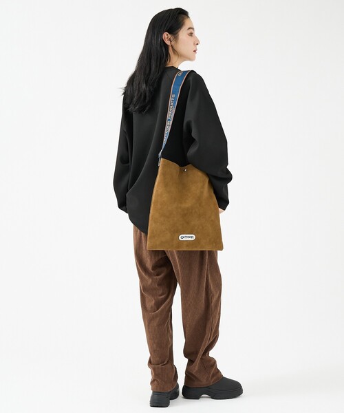 OUTDOOR PRODUCTS(アウトドアプロダクツ)の「【OUTDOOR PRODUCTS / アウトドアプロダクツ】Jacquard Tapelogo Tote/テープロゴ縦型トート/ユニセックス(ショルダーバッグ・メンズ・ブラック/ブラウン/グレー/アイボリー/キャメル・フリー)」の6枚目の写真