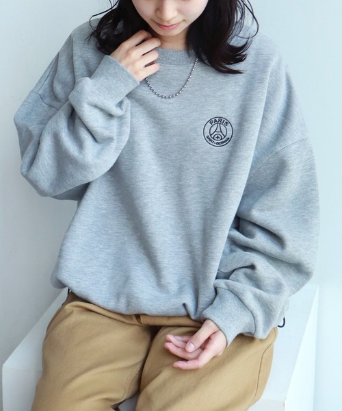 PARIS SAINT-GERMAIN（パリサンジェルマン）の「【Paris Saint-Germain/パリサンジェルマン】裏起毛 裾ドロスト エンブレムロゴ スウェットトレーナー（スウェット・メンズ・グレー/スミクロ/ブラック・L/M/XL）」の19枚目の写真