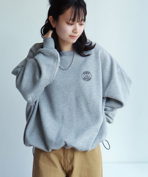 PARIS SAINT-GERMAIN（パリサンジェルマン）の「【Paris Saint-Germain/パリサンジェルマン】裏起毛 裾ドロスト エンブレムロゴ スウェットトレーナー（スウェット・メンズ・グレー/スミクロ/ブラック・L/M/XL）」の22枚目の写真