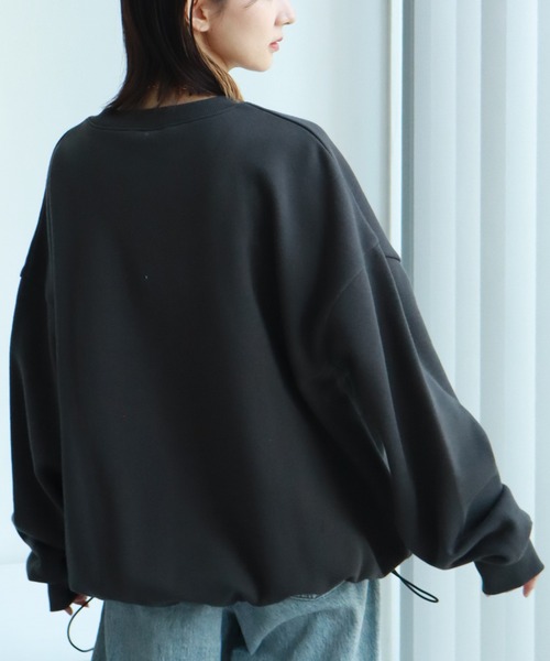 PARIS SAINT-GERMAIN（パリサンジェルマン）の「【Paris Saint-Germain/パリサンジェルマン】裏起毛 裾ドロスト エンブレムロゴ スウェットトレーナー（スウェット・メンズ・グレー/スミクロ/ブラック・L/M/XL）」の16枚目の写真